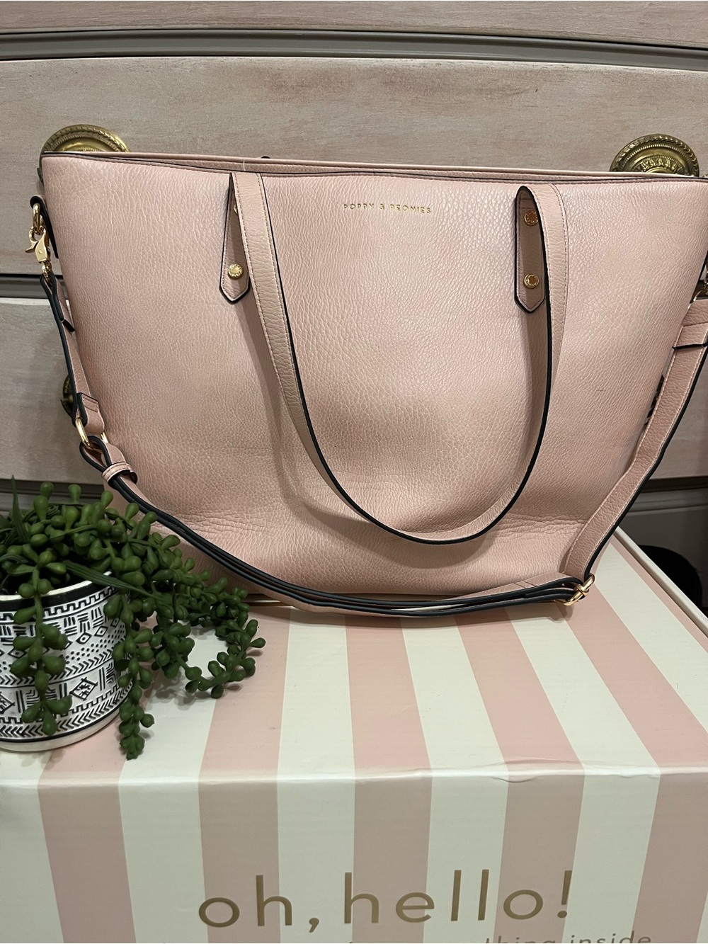 Poppy and Peonies Blush Pink vegan Leather go getter tote Bag EUC